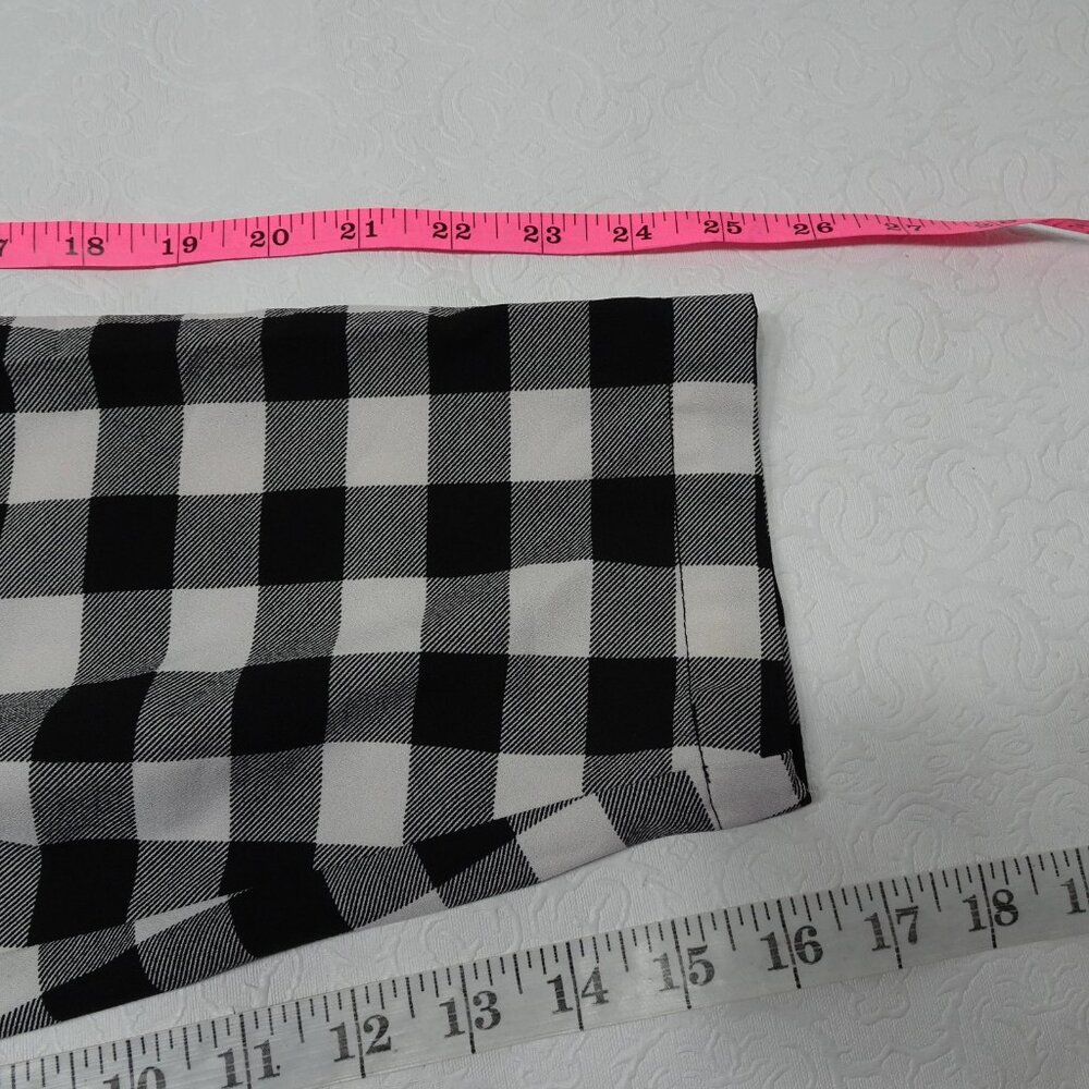 Studio by TORRID Plus Size 3X Classic Shawl Collar Plaid Open Blazer with Pocket - Picture 9 of 15